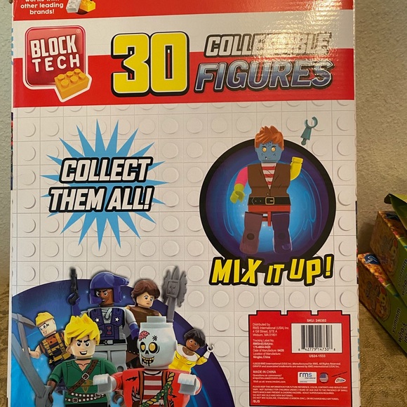 Block Tech 30 Collectible Figures. NEW - Picture 6 of 9